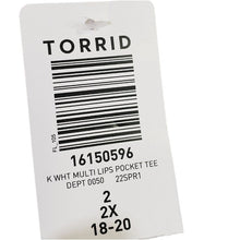 Load image into Gallery viewer, Torrid NWT Plus Size 2X Lip Print Tee
