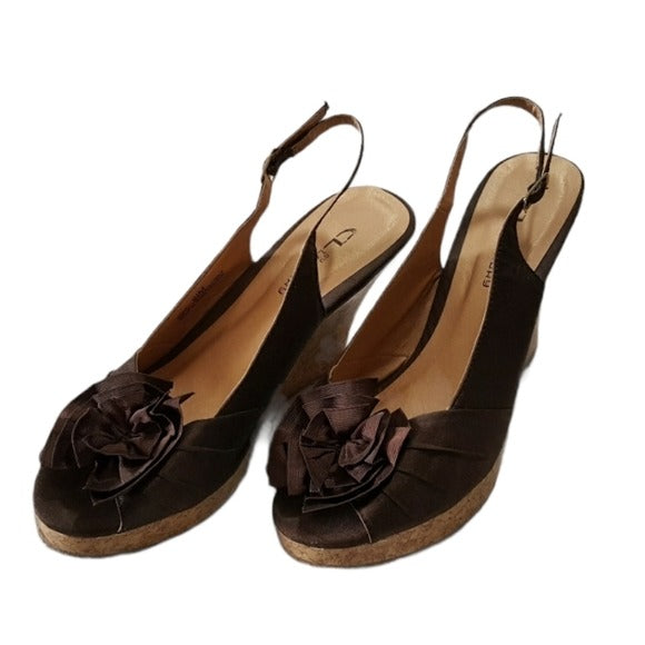 Chinese Laundry Womens Size 9.5 Brown Wedge Sandals