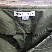 Load image into Gallery viewer, Pendleton Cargo Pants NWT Size 12
