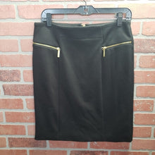 Load image into Gallery viewer, MICHAEL Michael Kors Black Pencil Skirt Size 8
