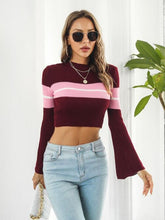 Load image into Gallery viewer, Ribbed Color Block Round Neck Cropped Sweater
