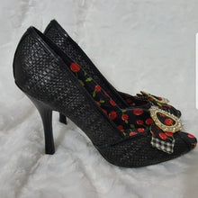 Load image into Gallery viewer, Chinese Laundry Black Peep Toe Heels Size 8
