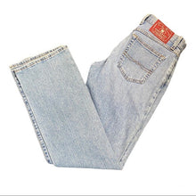 Load image into Gallery viewer, Vintage 90s Y2K Lucky Brand Womens Size 6 Boyfriend Style Jeans
