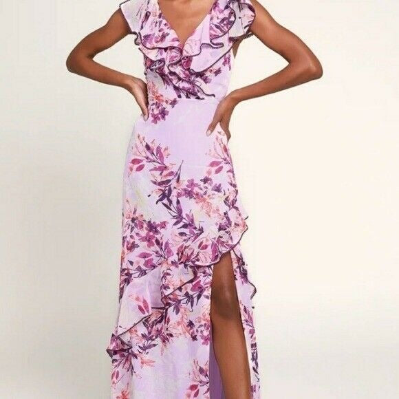 Lulu's NWT Women's Size M Lilac Purple Floral Print Dress