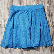 Load image into Gallery viewer, Hollister NWT Mini Skirt Size S
