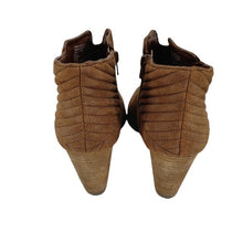 Load image into Gallery viewer, Carlos Women&#39;s Size 11 Zip Up Ankle Booties
