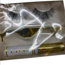 Load image into Gallery viewer, Lavaa Los Angeles Flirty 3D Mink Eyelashes
