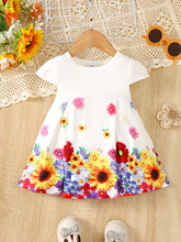 Load image into Gallery viewer, Flower Round Neck Short Sleeve Dress
